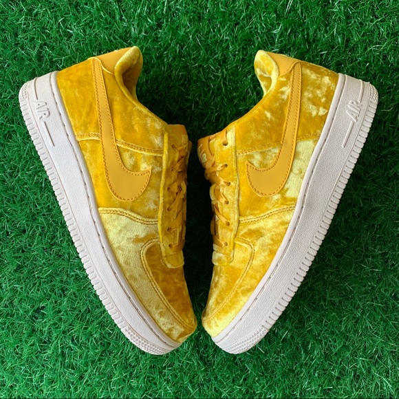 Nike Air Force 1 Lv8 - Picture 10 of 10